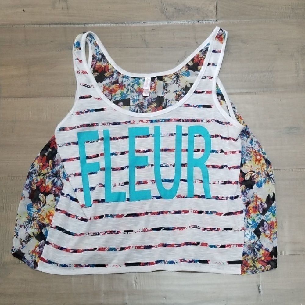 ADORABLE SUMMER TOP!!!